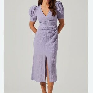 ASTR The Label Lilac Textured Midi Dress